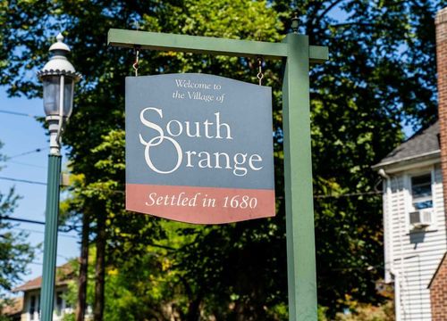 cul-de-sac-balustrade-slate-wrought-iron-dusk-south-orange