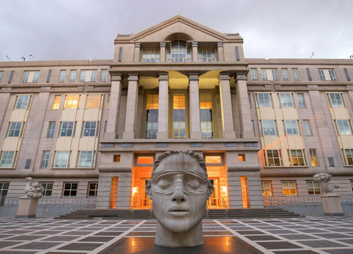 roundabout-concrete-portico-fountain-newark
