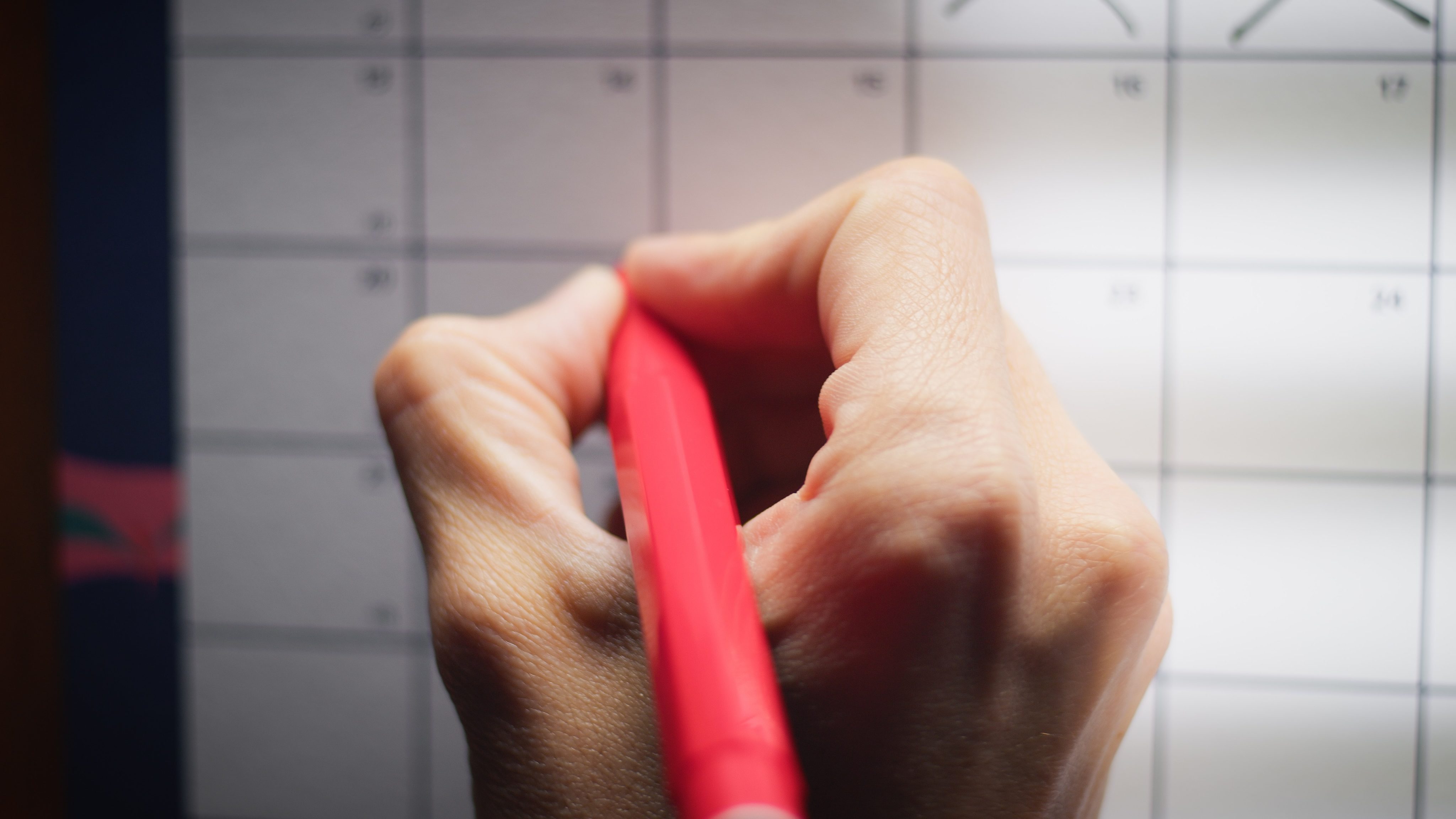 Red_Pen_Write_On_The_Calendar_original_1447211