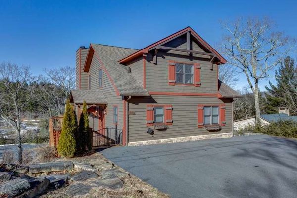 Arrowhead Mountain Lodge Vacation Rental g001