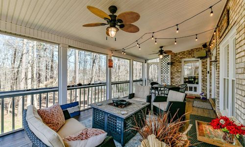 The Davidson Colonial House