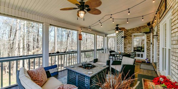 The Davidson Colonial House