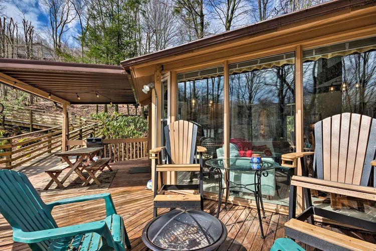 Tree House Vacation Rental 013