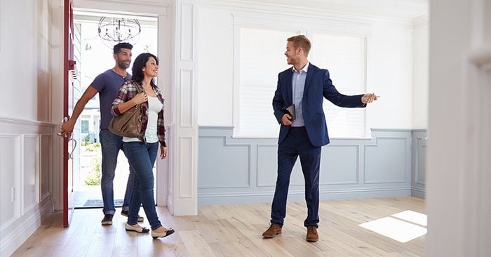 Showing | Buyers Need Space