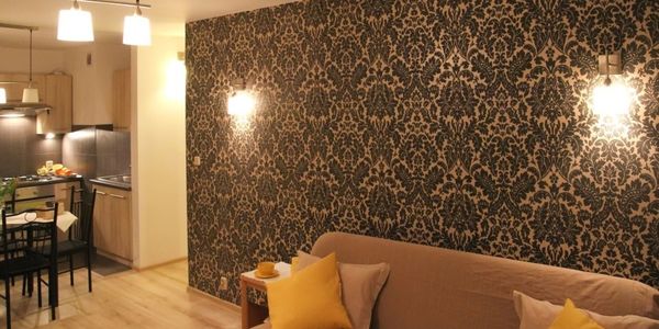 Wallpaper Painted Over?- Removing It Carefully Counts