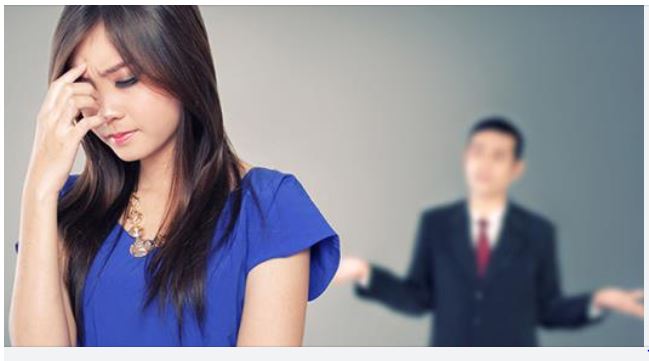 The Right Real Estate Agent with client