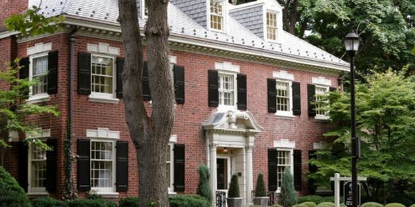 Explore Novi MI Luxury Homes for Sale