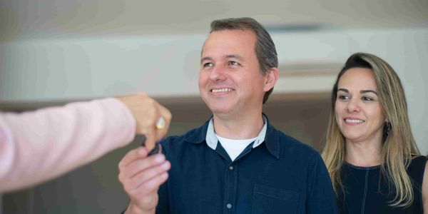 Homes for Sale in Farmington Hills Available Now