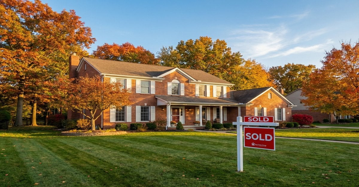 Just-Sold-Brick-Colonial-Farmington-Hills-MI-Oakland-County-TomGilliam-REMAXClassic (1) (1)