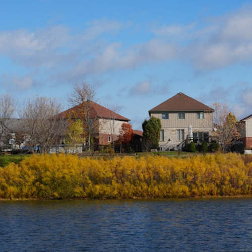 West Bloomfield Lakefront Specialist vs. General Oakland County Agent: Who Should Sell Your Lake Home