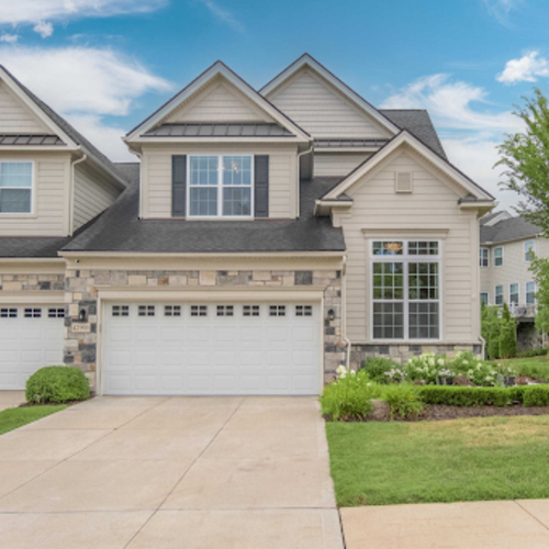 Luxury Waterfront Homes in Bloomfield Hills and Novi: Oakland County's Premier Lake Properties