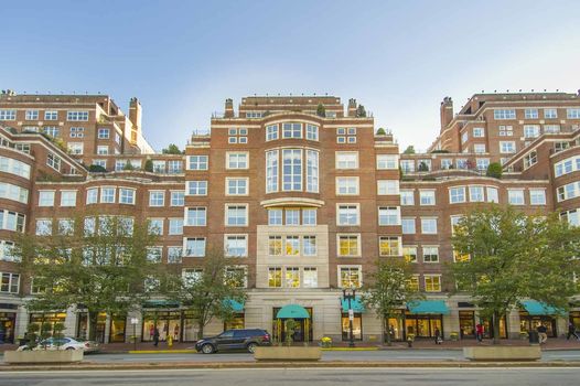 Heritage On The Garden