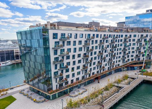 300-Pier-4-6H_Exterior-scaled