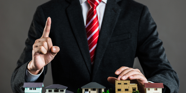 Why People Usually Choose The Wrong Agent