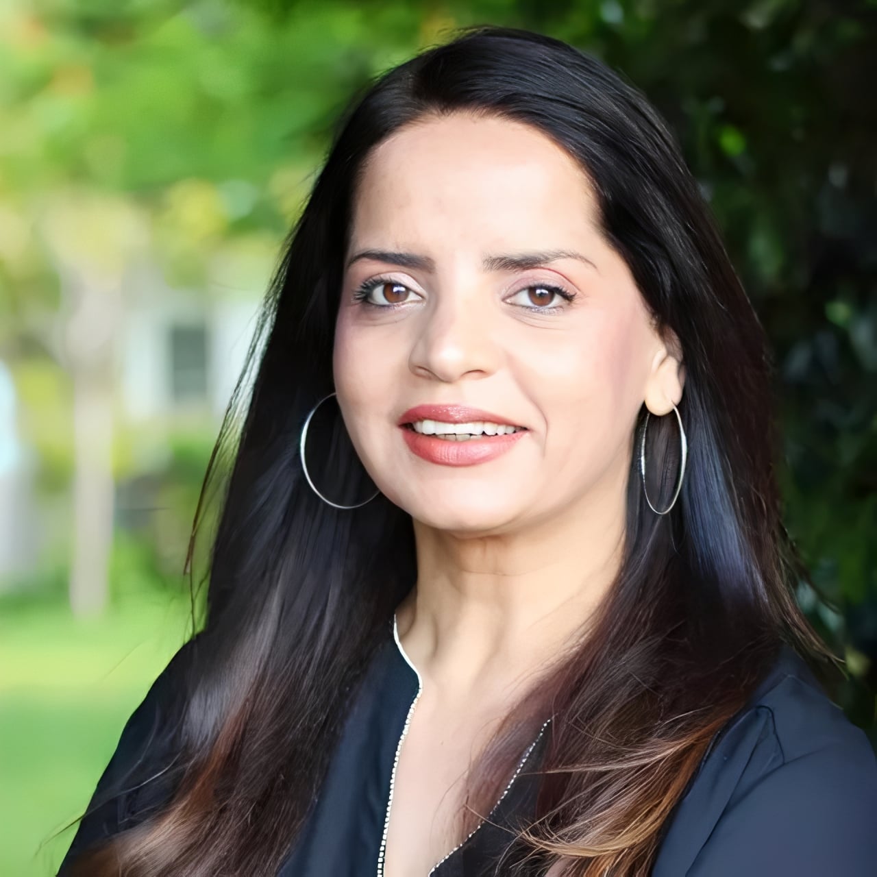 Mandy Kaur - Headshot (1)