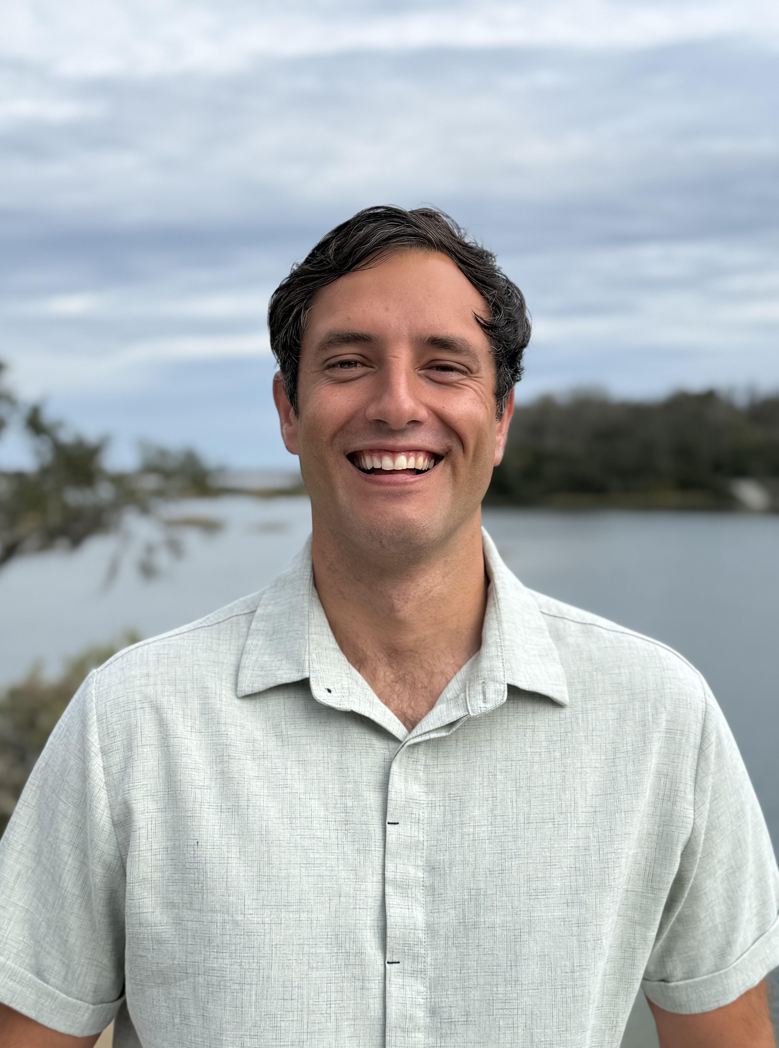 Headshot Bernard Horn