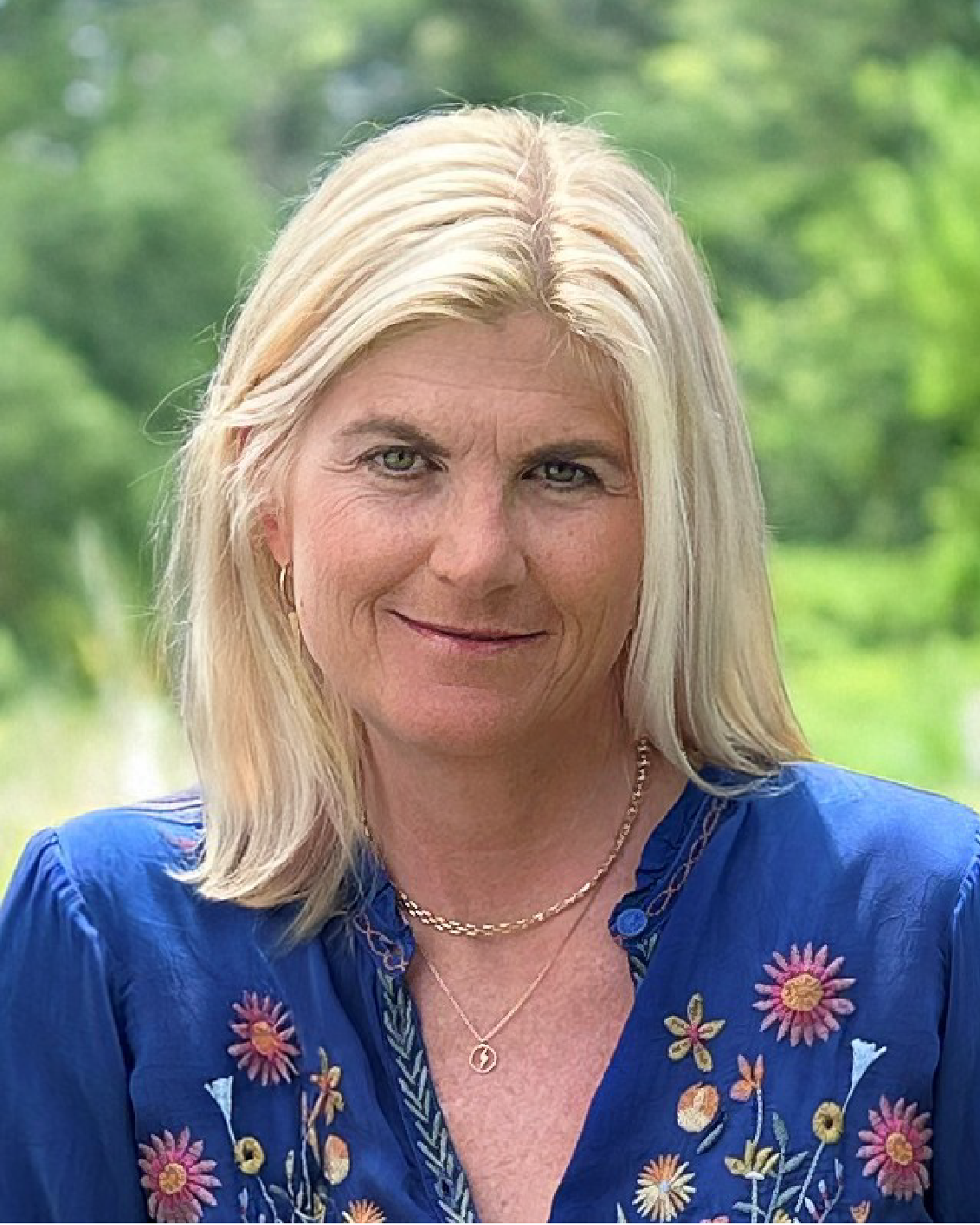 Marne Steen Headshot