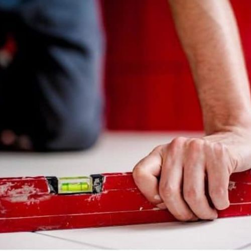 DIY or Contractor? Weighing the Decision