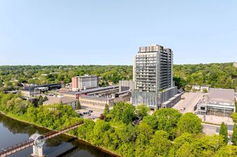 2001PH-15 Glebe St 1