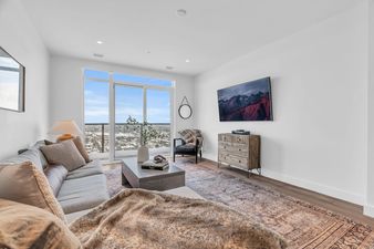 2001PH-15 Glebe St 12