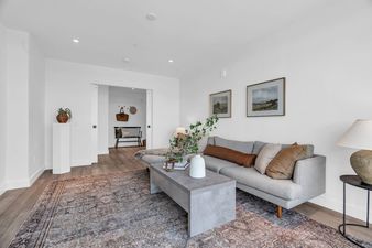 2001PH-15 Glebe St 13