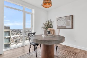 2001PH-15 Glebe St 23