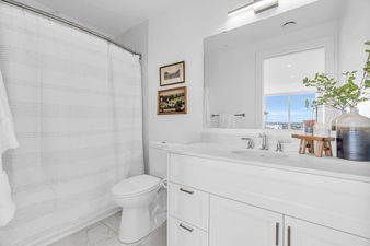 2001PH-15 Glebe St 25