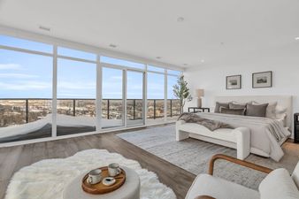 2001PH-15 Glebe St 32