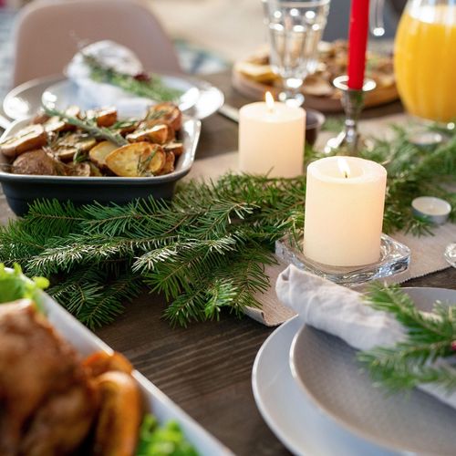 Merry and Bright: The 7 Best Wines for the Holidays