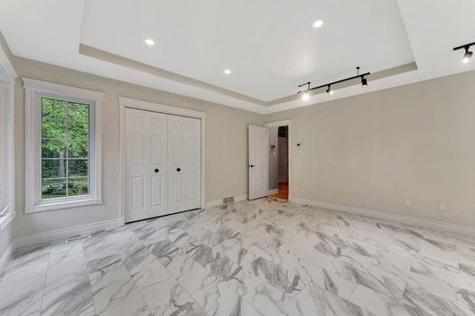 6511 Crowsfoot Road 15