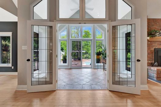 6511 Crowsfoot Road 21