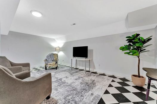 6511 Crowsfoot Road 38