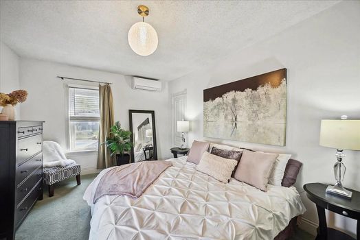 164 Queen Street East (19)