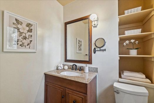 164 Queen Street East (24)