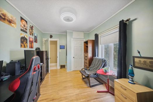 164 Queen Street East (26)