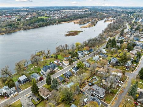 164 Queen Street East (34)