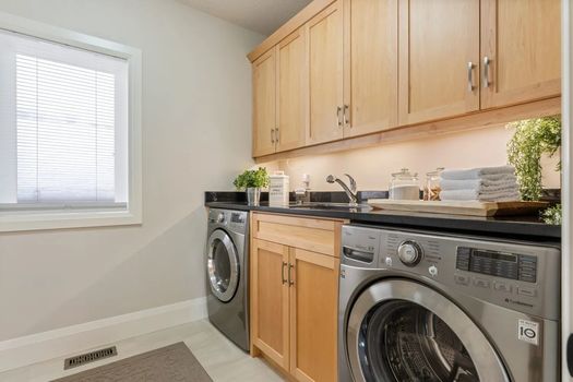 216 River Birch Street (28)