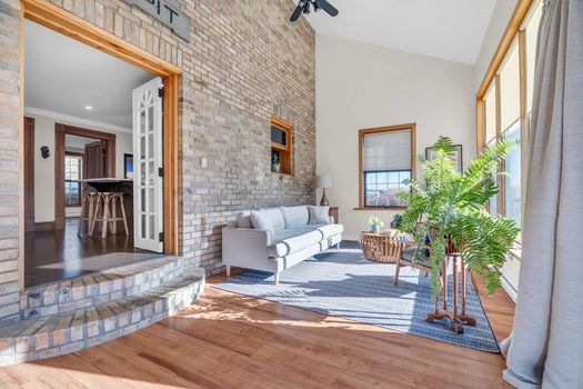 37213 Hills Road (22)