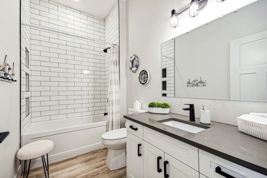 3724 Crest Beach Road South (12)