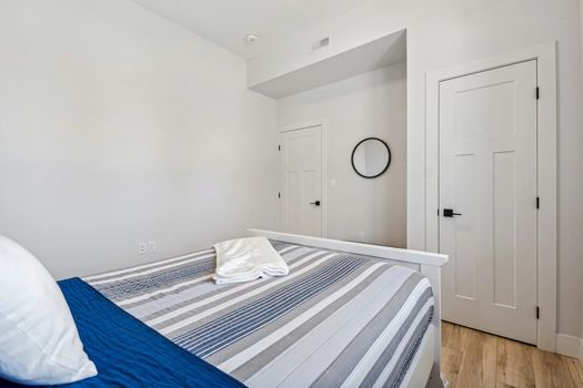 3724 Crest Beach Road South (17)