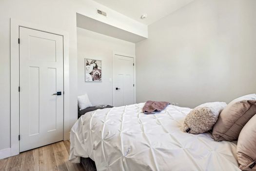 3724 Crest Beach Road South (19)