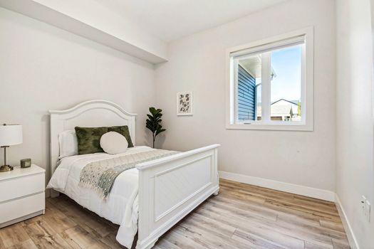 3724 Crest Beach Road South (20)