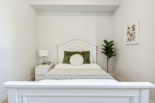 3724 Crest Beach Road South (21)