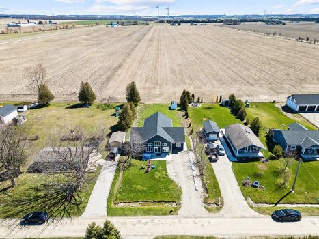 3724 Crest Beach Road South (27)