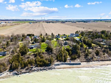 3724 Crest Beach Road South (37)