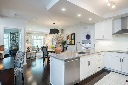 402-255 John Street (14)