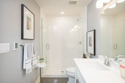 402-255 John Street (26)