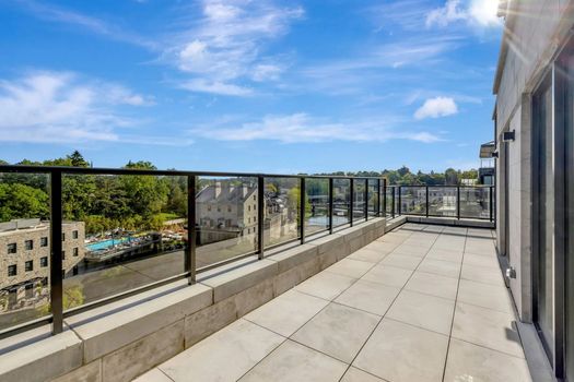 407-6523 Wellington Rd (18)