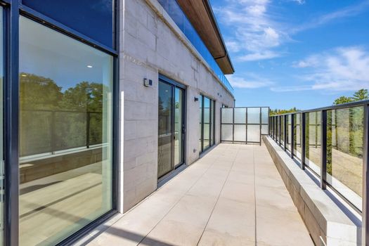 407-6523 Wellington Rd (19)