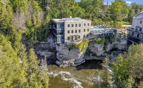 407-6523 Wellington Rd (45)